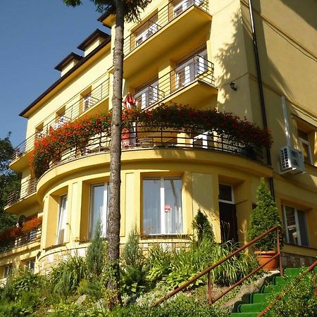 Bozy Dar Bed and Breakfast Krynica-Zdrój Exteriör bild
